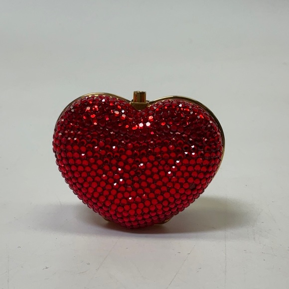 Judith Lieber miniature heart pillbox w/ Swarovski crystals, goldtone hardware - Picture 3 of 10